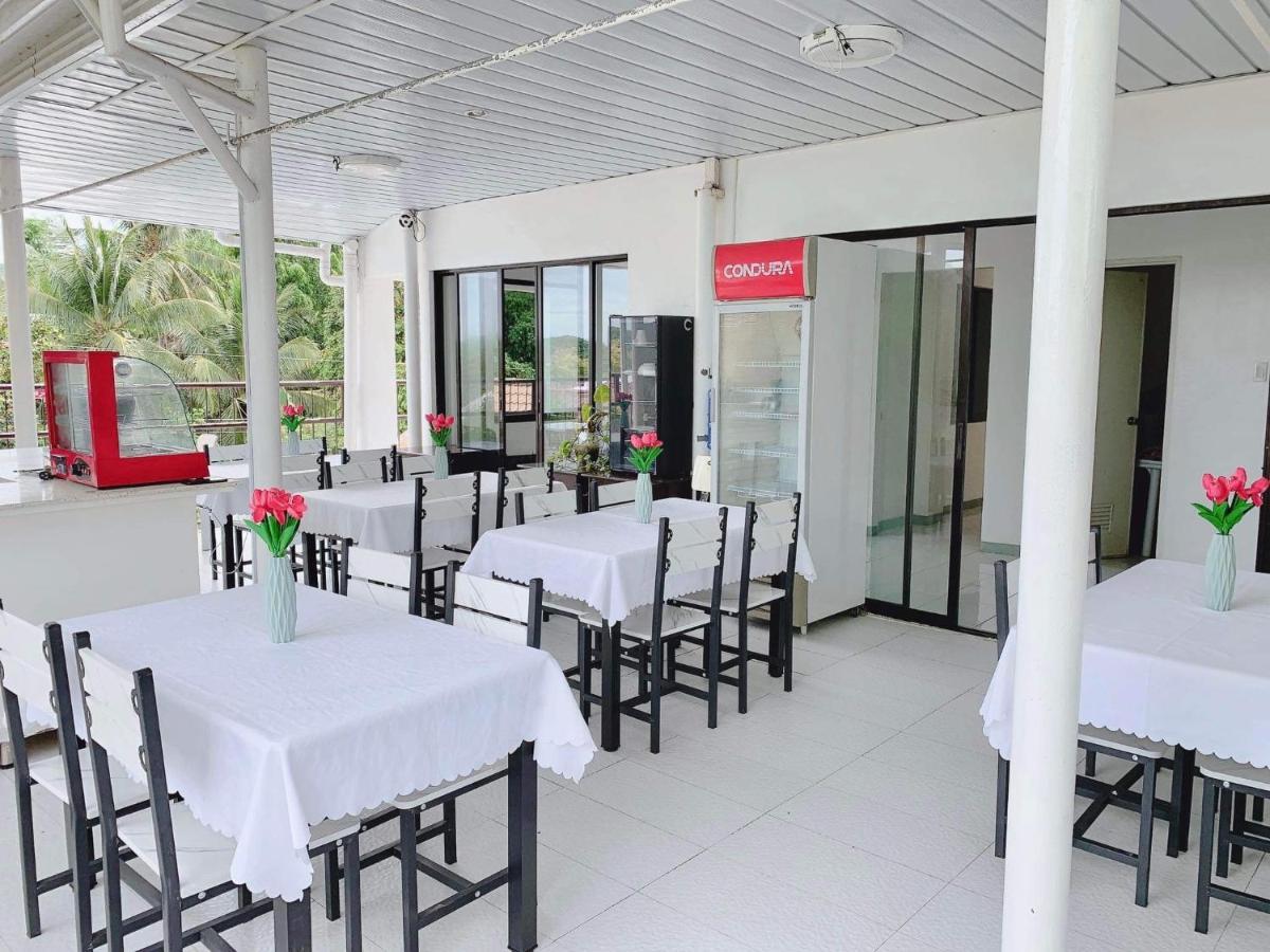 Bed & Breakfast Luna Travellers Oslob