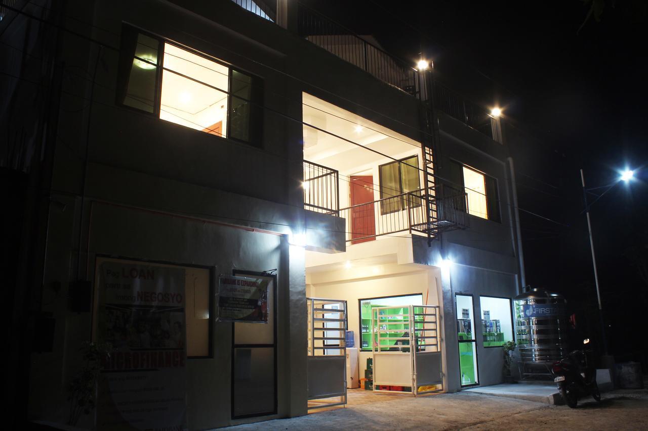 Bed & Breakfast Luna Travellers Oslob